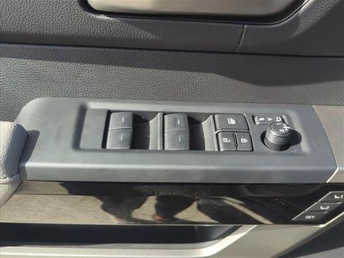 Certified 2026 Toyota Tundra Limited AWD/4WD image 8