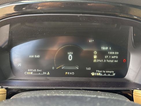 Used 2021 Lincoln Corsair Reserve image 16