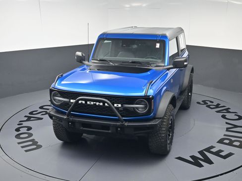 Used 2023 Ford Bronco Wildtrak image 30