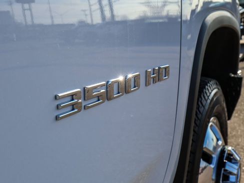 New 2026 Chevrolet Silverado 3500 LT image 13