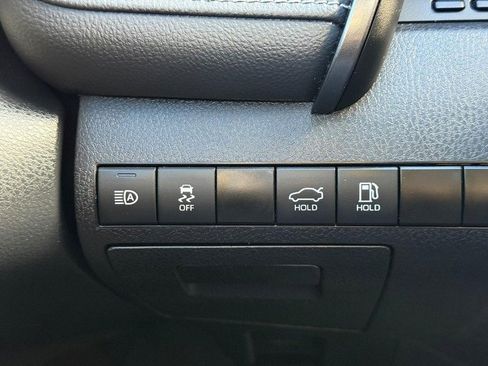 Used 2023 Toyota Camry SE image 30