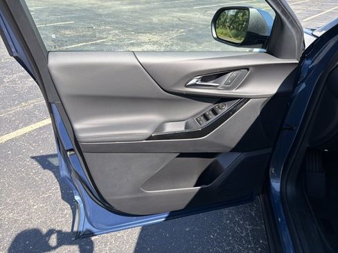 New 2026 Chevrolet Equinox LT w/ LPO, Floor Liner Package AWD/4WD image 10