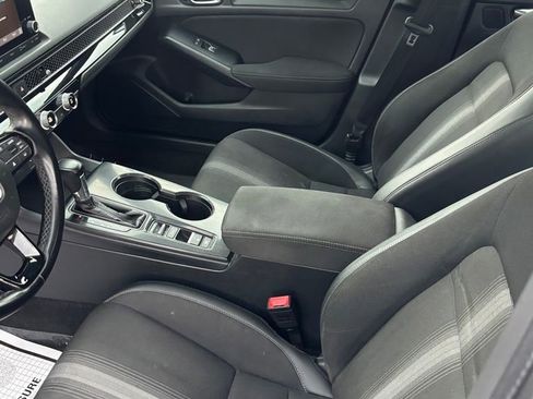 Used 2023 Honda Civic Sport image 19