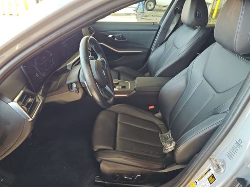 Used 2024 BMW 330i Sedan w/ M Sport Package RWD image 11