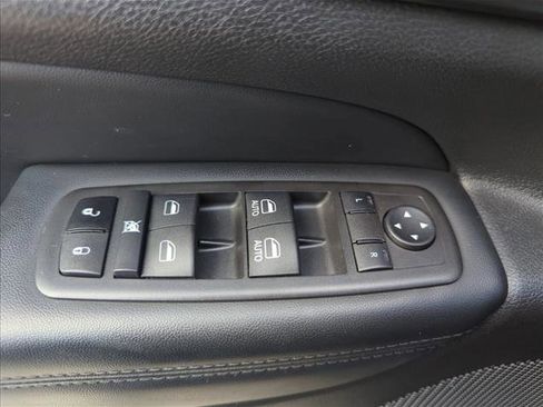 Used 2022 Jeep Grand Cherokee Laredo X image 26