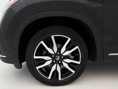 Used 2020 Honda Pilot Touring image 28