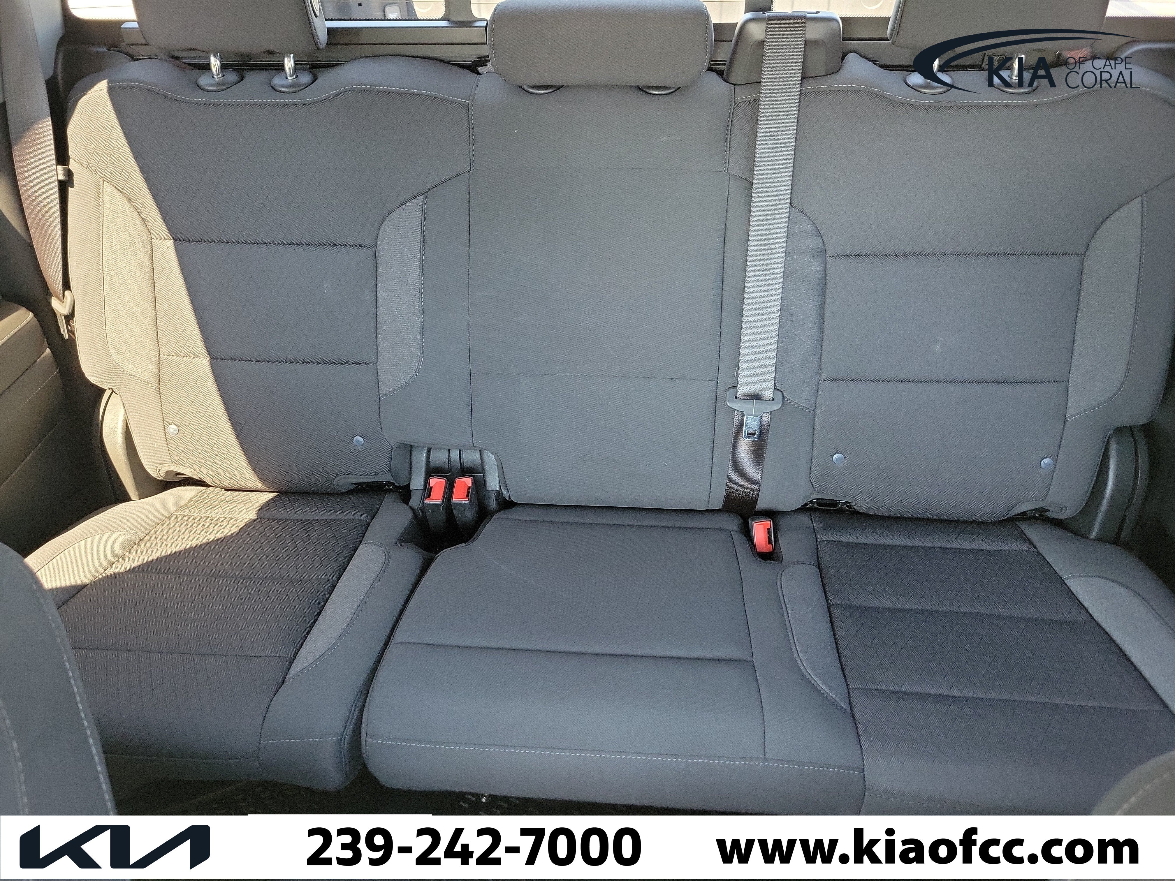 Used 2023 Chevrolet Silverado 1500 LT w/ Safety Package AWD/4WD image 29