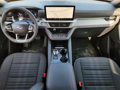 New 2025 Ford Explorer ST-Line w/ Premium Package image 22