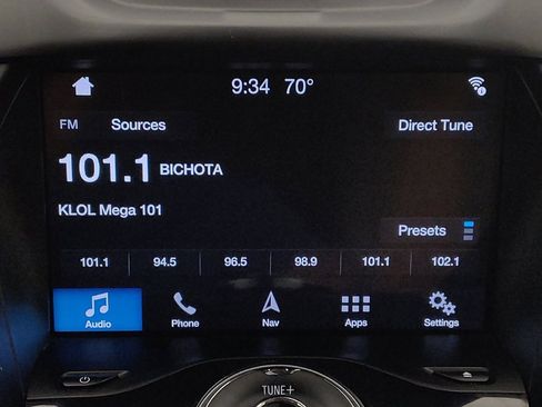 Used 2017 Ford Escape Titanium FWD image 25