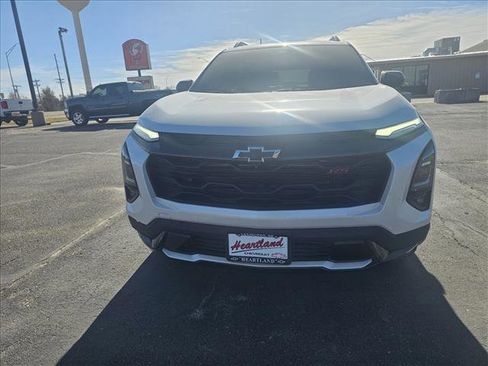 Used 2025 Chevrolet Equinox RS w/ Safety and Technology Package image 8