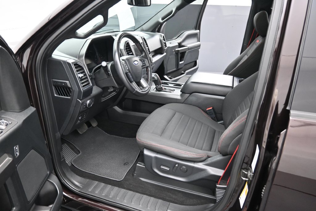 Used 2019 Ford F150 XLT w/ Equipment Group 302A Luxury AWD/4WD image 11