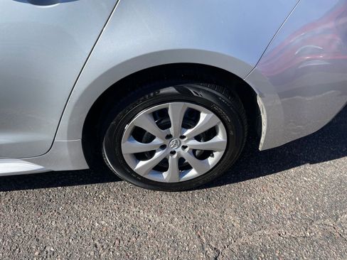 Used 2025 Toyota Corolla LE image 29