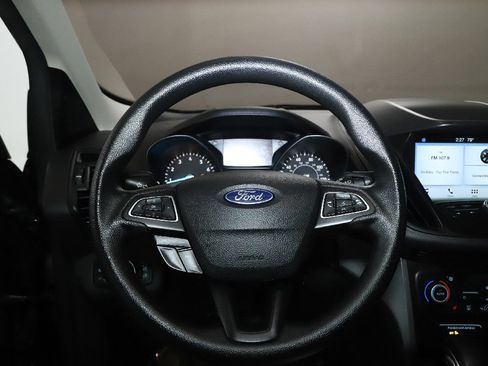 Used 2019 Ford Escape SE FWD image 21