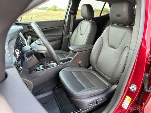 Used 2022 Buick Encore GX Essence w/ Experience Buick Package AWD/4WD image 11