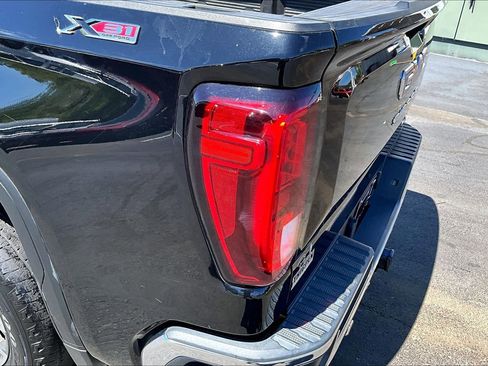 Used 2019 GMC Sierra 1500 SLE image 24
