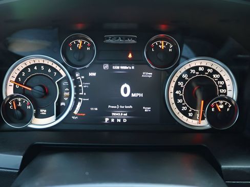 Used 2018 RAM 1500 Laramie w/ Convenience Group AWD/4WD image 27