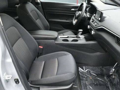 Used 2021 Nissan Altima 2.5 S image 9