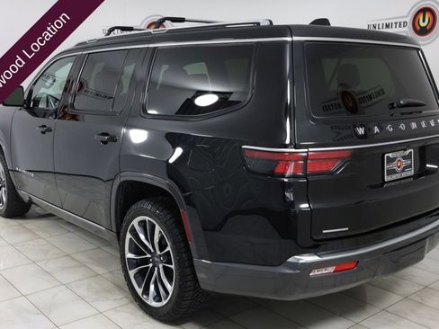 Used 2022 Jeep Wagoneer Series III w/ Premium Group I image 4