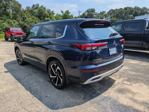 Used 2024 Mitsubishi Outlander SE AWD/4WD image 4