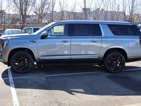 New 2026 GMC Yukon XL Elevation AWD/4WD image 5