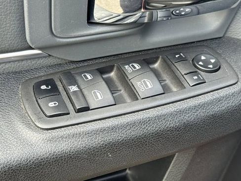 Used 2024 RAM 1500 Classic SLT AWD/4WD image 12
