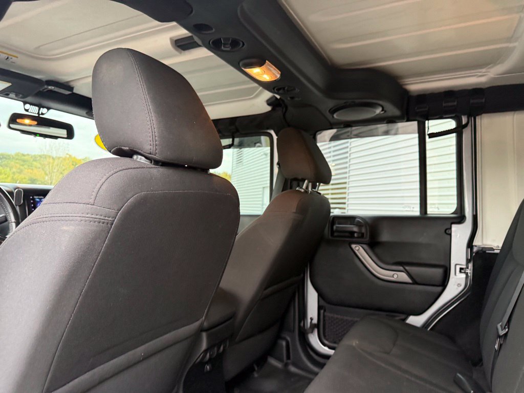 Used 2014 Jeep Wrangler Unlimited Sport w/ Quick Order Package 24S AWD/4WD image 22