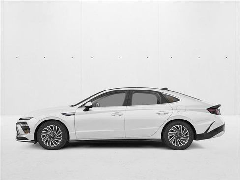 New 2026 Hyundai Sonata Limited image 3