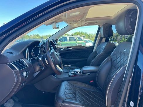 Used 2017 Mercedes-Benz GLS 450 4MATIC image 30