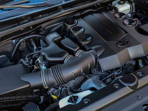 Used 2018 Toyota 4Runner Limited image 28