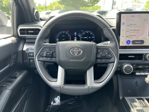 Used 2026 Toyota 4Runner TRD Off-Road Premium w/ Tow Technology Package AWD/4WD image 16