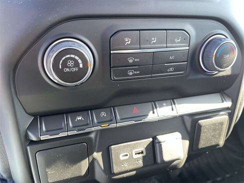 New 2026 Chevrolet Silverado 1500 W/T image 17