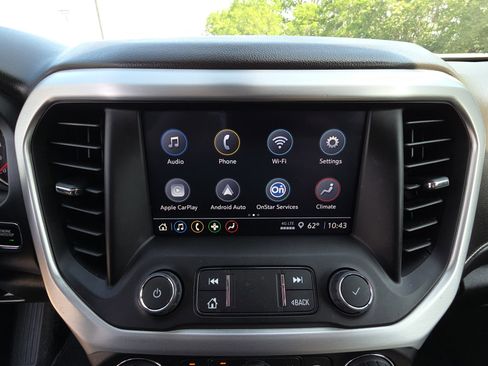 Used 2023 GMC Acadia SLE FWD image 21