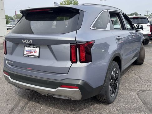 New 2025 Kia Sorento S image 19