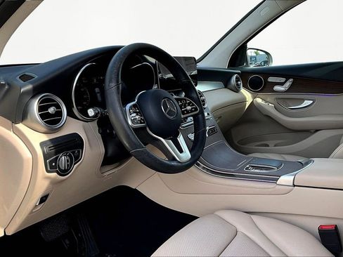 Used 2020 Mercedes-Benz GLC 350e 4MATIC image 18