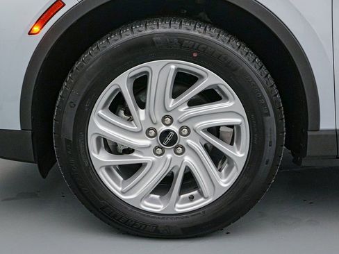 Used 2025 Lincoln Corsair AWD image 10