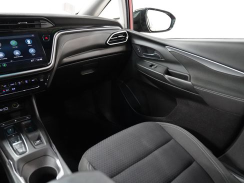 Used 2022 Chevrolet Bolt LT image 13