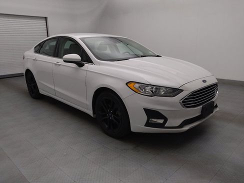 Used 2020 Ford Fusion SE w/ Equipment Group 151A image 13