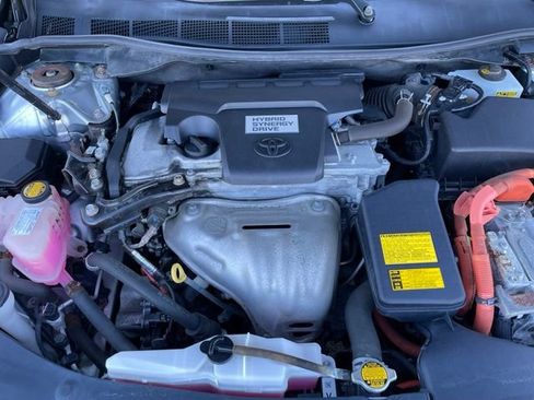 Used 2015 Toyota Camry XLE FWD image 30