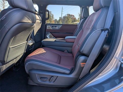 New 2026 INFINITI QX80 Autograph w/ Premium Cargo Package image 13