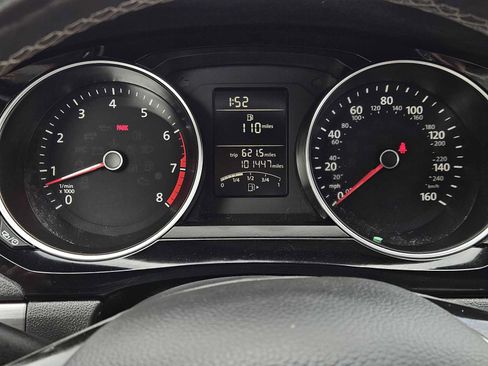 Used 2016 Volkswagen Jetta Sport image 16