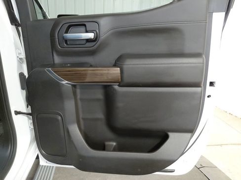 Certified 2020 Chevrolet Silverado 1500 RST AWD/4WD image 20