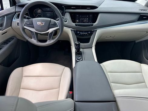 Used 2023 Cadillac XT5 Premium Luxury FWD image 22