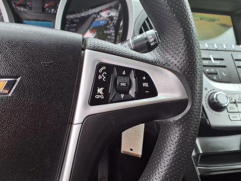 Used 2017 Chevrolet Equinox LT w/ LPO, Protection Package image 22