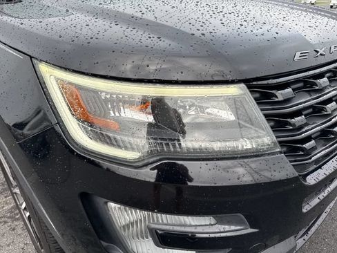 Used 2017 Ford Explorer Sport w/ Equipment Group 401A AWD/4WD image 12