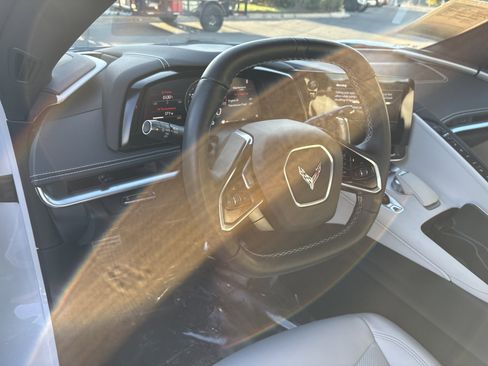 Used 2021 Chevrolet Corvette Stingray Preferred Cpe w/ 2LT image 19