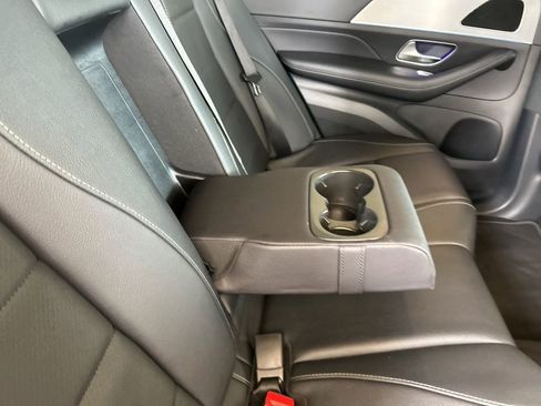 Used 2024 Mercedes-Benz GLE 450e GLE 450e image 30