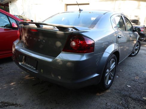 Used 2013 Dodge Avenger SE FWD image 6
