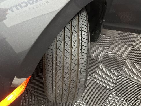 Used 2024 Honda Odyssey Touring image 43