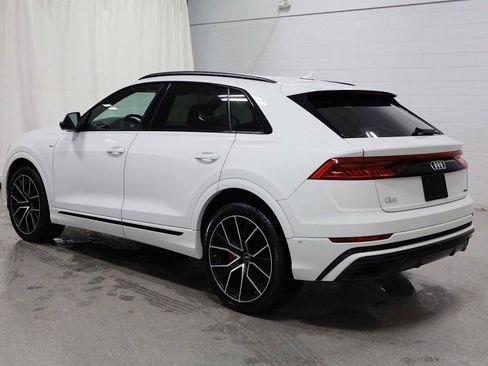 Used 2022 Audi Q8 Prestige w/ Prestige Package image 3