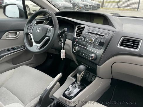 Used 2013 Honda Civic HF image 16